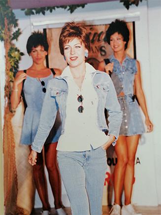 női farmerdzseki és farmernadrág