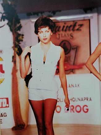 fehér farmer short és farmermellény